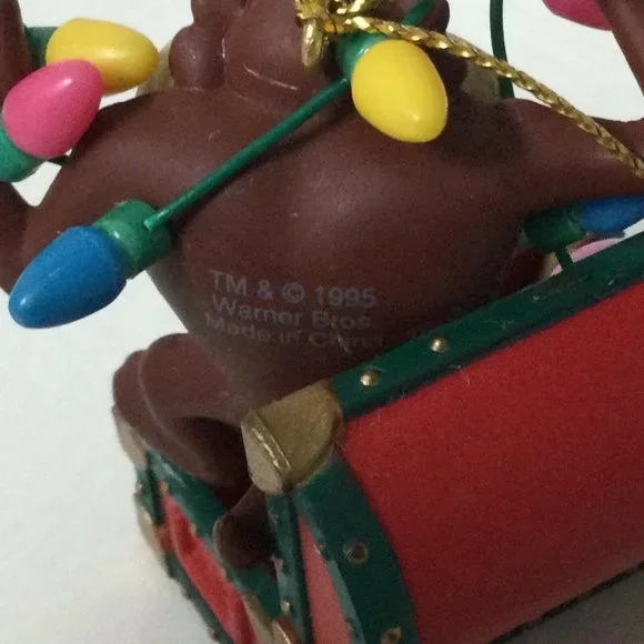 Warner Bros Tasmanian Devil 1995 Christmas Ornament Treasure Chest Lights - Picture 5 of 5